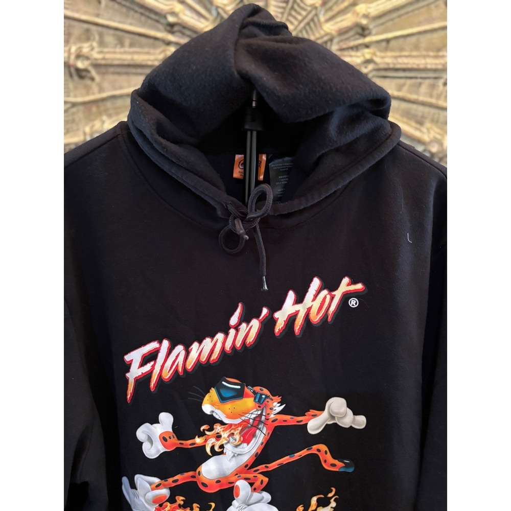 Cheetos Flamin' Hot Hoodie 2XL Black Chester Cheetah Graphic Sweatshirt 2023
